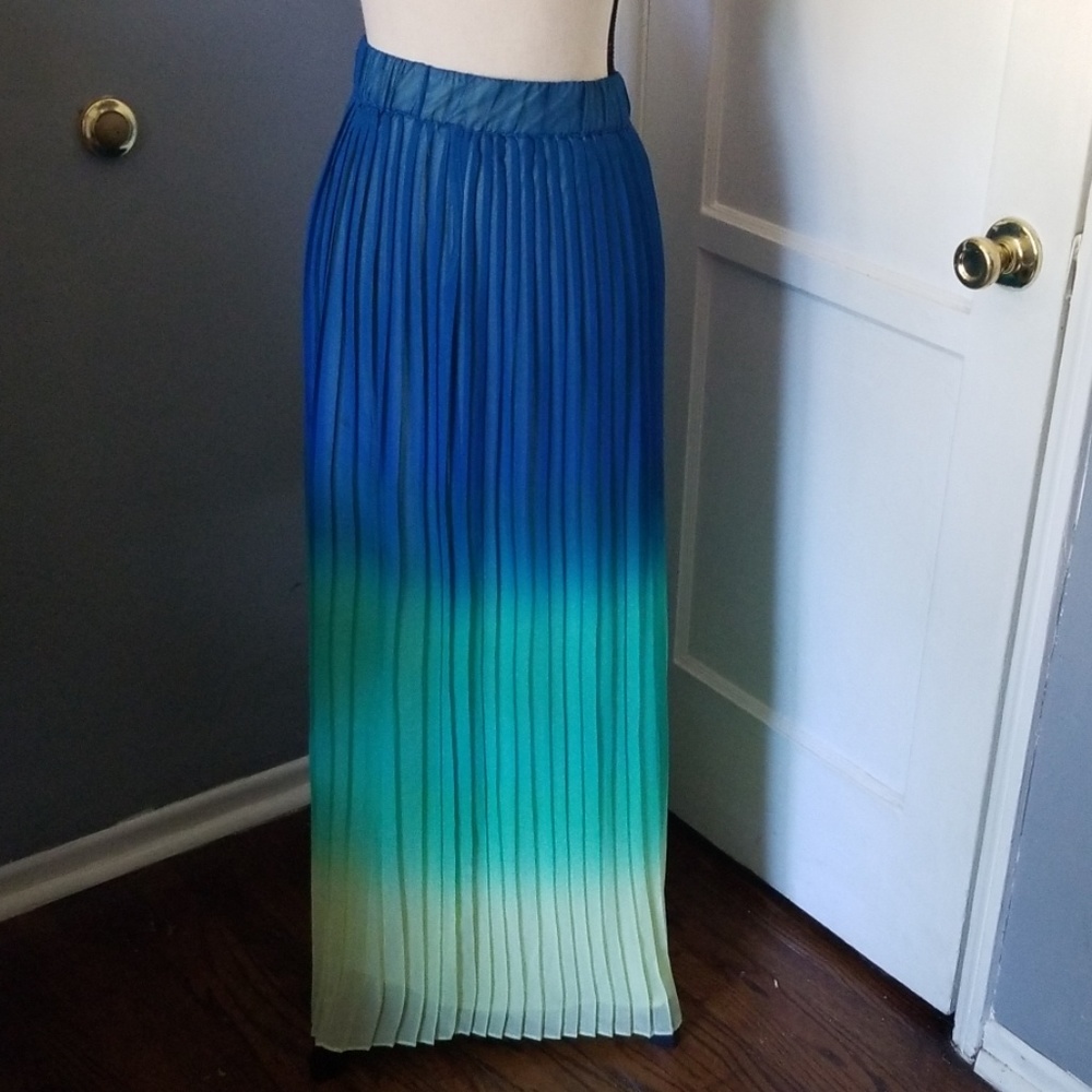 Ombre maxi skirt pleated NY&Co XL